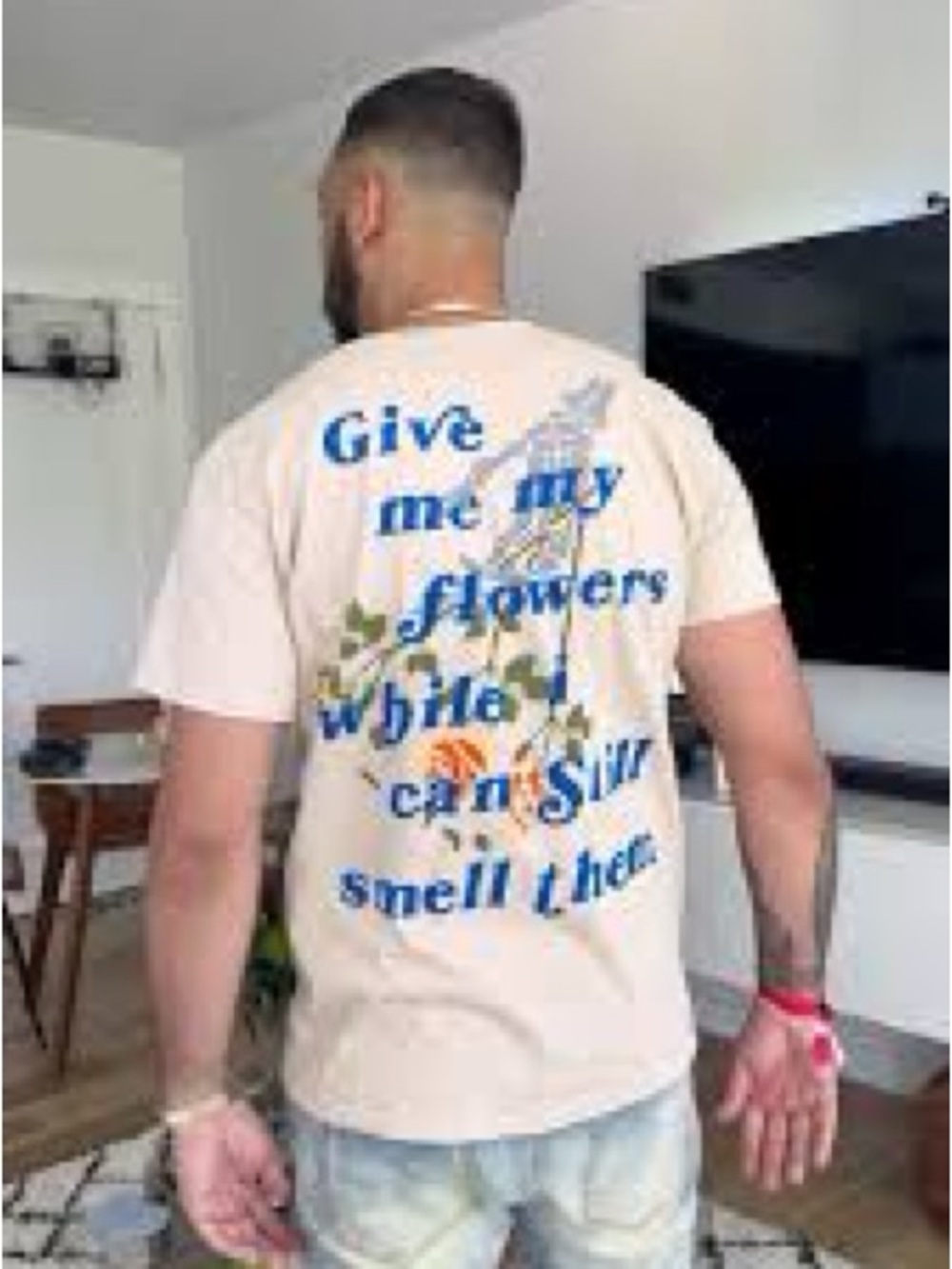 FASHION NOVA / Men's Sand Graphic Tee with Blue Script Print/ NWOT/ Medium